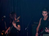 Paraphernalia au festival Debout les morts!